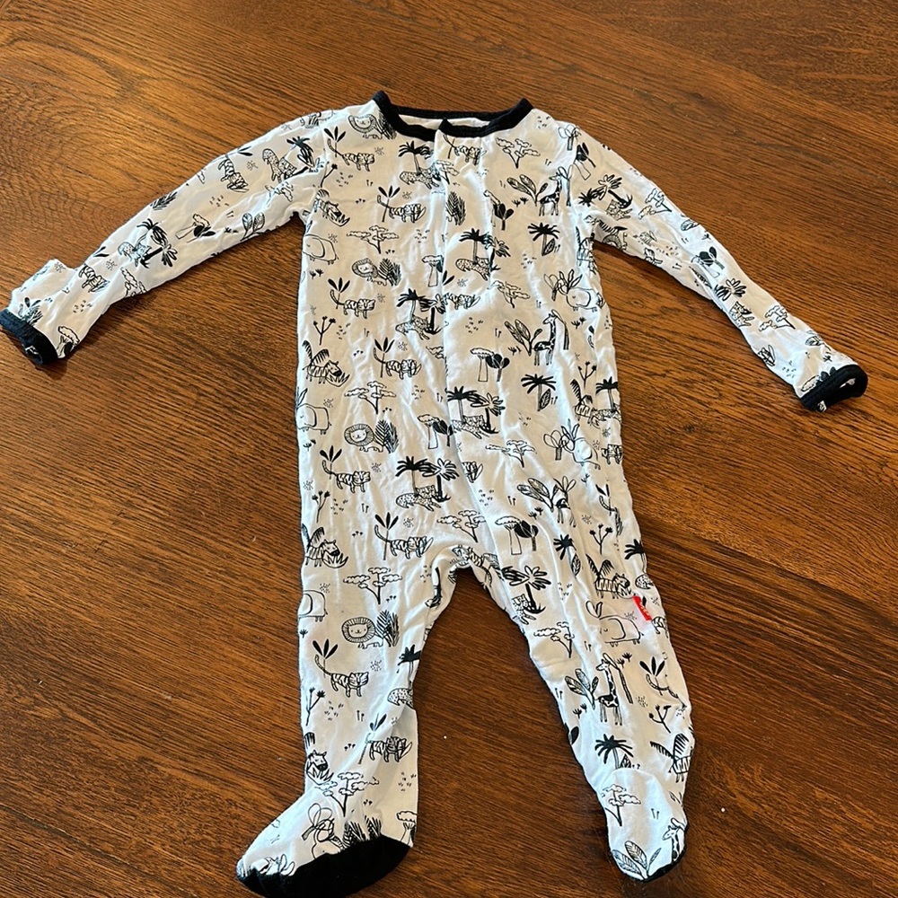 Magnetic Me animal pajamas